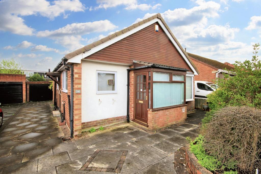 Sandra Drive, NewtonLeWillows, WA12 2 bed detached bungalow for sale