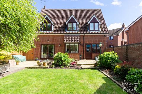 4 bedroom detached house for sale, Coopersale, Epping CM16