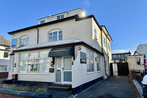 6 bedroom semi-detached house for sale, Empress Drive, Blackpool FY2