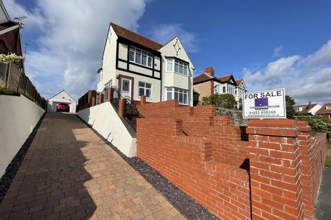 17 Madison Avenue, Bispham, Blackpool, FY2 9HE