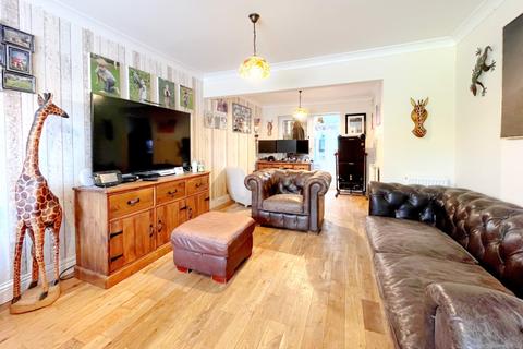 4 bedroom detached house for sale, Hayrick Close, Langdon Hills, Basildon, Essex SS16