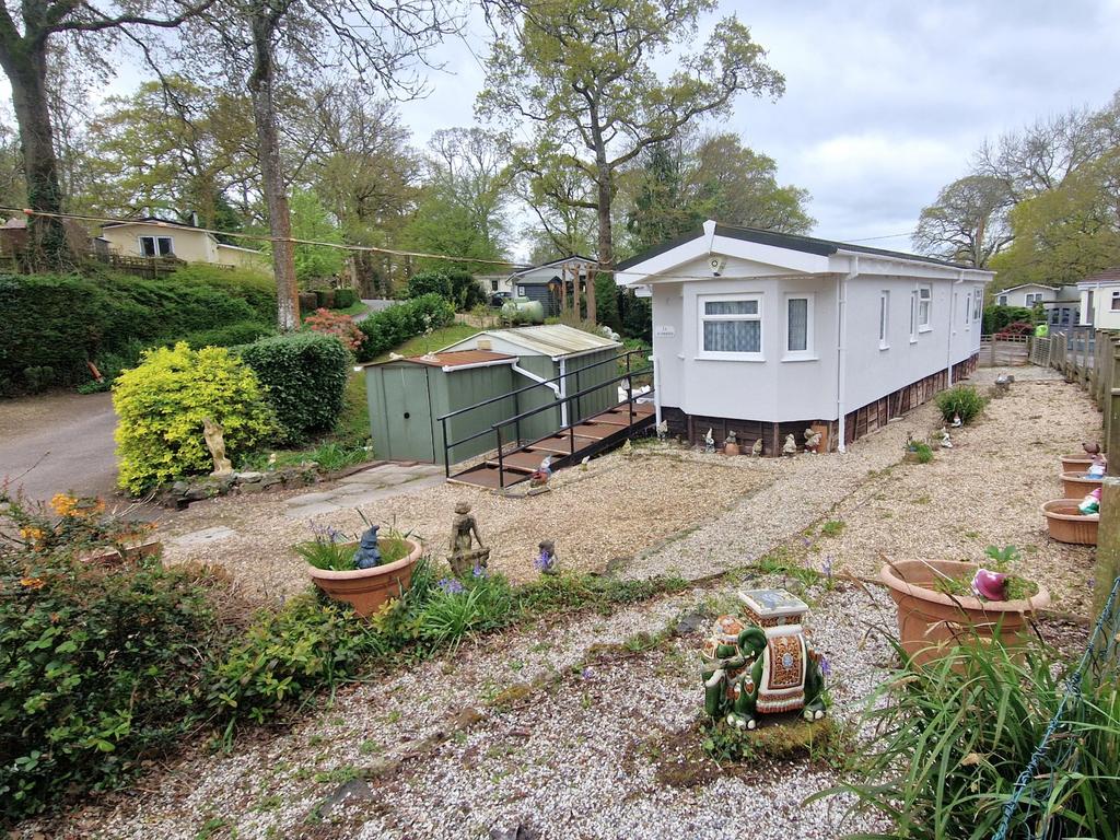 Pathfinder Village, Exeter EX6 2 bed park home for sale £85,000