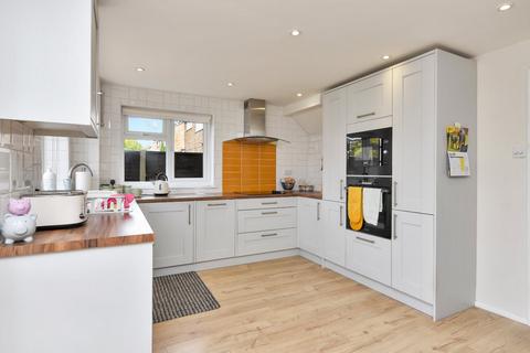 14 Linnet Close, Shoeburyness, Southend-on-sea, SS3 9YE