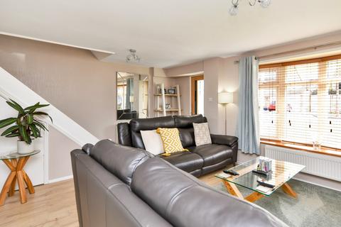 14 Linnet Close, Shoeburyness, Southend-on-sea, SS3 9YE
