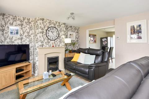 14 Linnet Close, Shoeburyness, Southend-on-sea, SS3 9YE