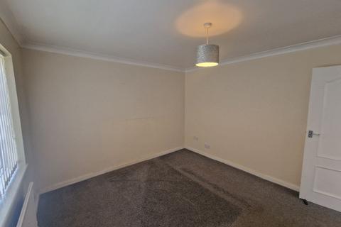 2 bedroom bungalow for sale, Odessa Road, Canvey Island