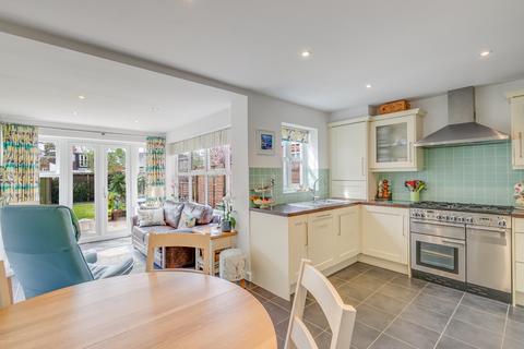 3 bedroom end of terrace house for sale, Verulam Road, Hitchin