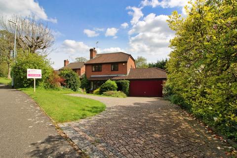 4 bedroom detached house for sale, Court Meadow, Wrotham TN15