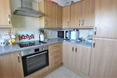2 bedroom flat for sale, East Meon Road, Clanfield