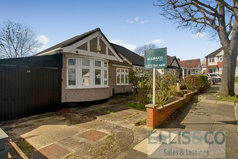 33 Farndale Crescent, Greenford, UB6 9LL
