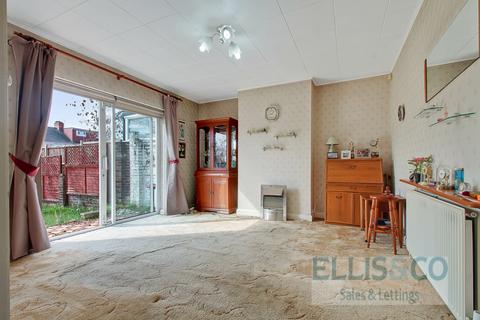 33 Farndale Crescent, Greenford, UB6 9LL
