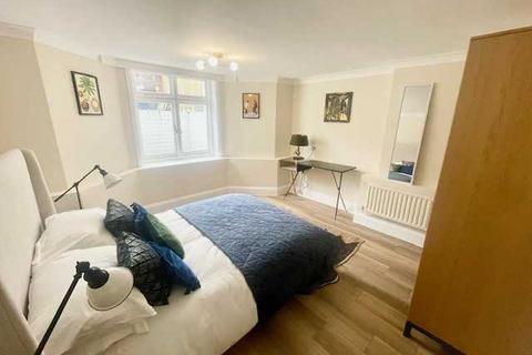2 bedroom apartment to rent, Beaconsfield Villas, Brighton