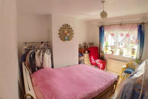 3 bedroom semi-detached house for sale, Milton Keynes MK13 7AR