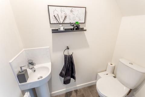 16 Miners Drive, Woodlands, Doncaster, DN6 7FL