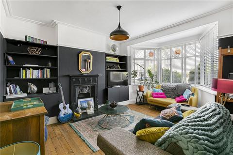 50 Ryecroft Avenue, Twickenham, TW2 6HR