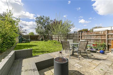 50 Ryecroft Avenue, Twickenham, TW2 6HR