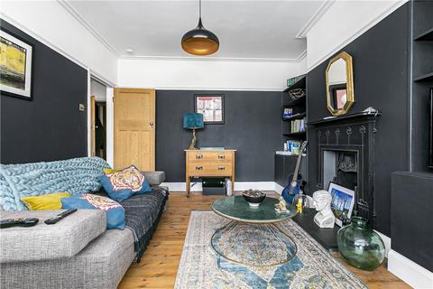 50 Ryecroft Avenue, Twickenham, TW2 6HR