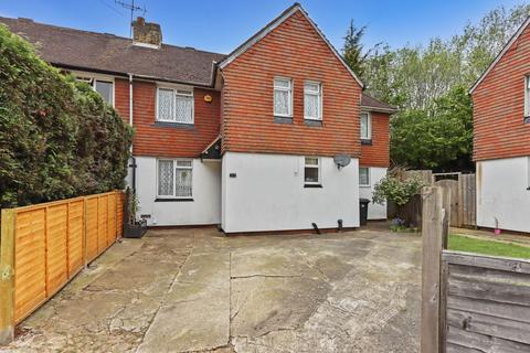 4 bedroom semi-detached house for sale, Coppetts Close, London