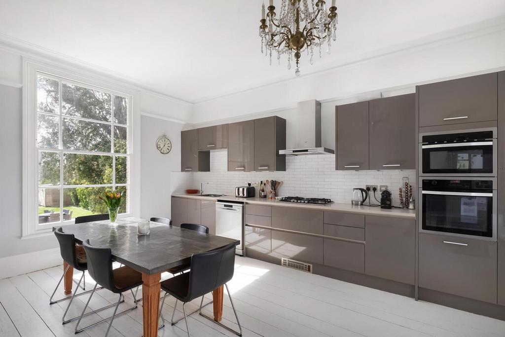 Dining Area   Kitchen