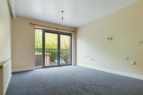 2 bedroom flat to rent, Priestley Road, Limes Park, Basingstoke, RG24