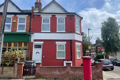 2 bedroom flat to rent, North View Road, Hornsey