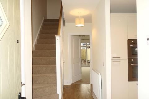 2 bedroom terraced house to rent, Hardys Road