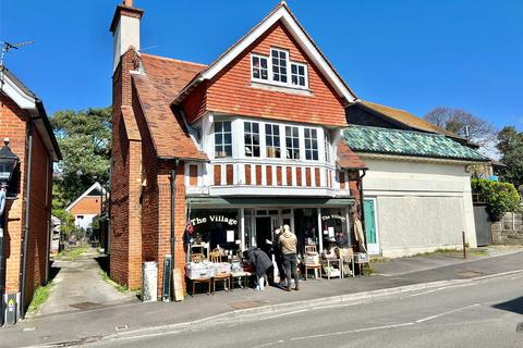 4 bedroom semi-detached house for sale - High Street, Milford on Sea, Lymington, Hampshire, SO41