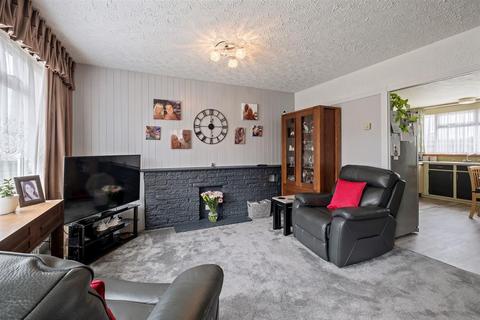 28 Ridgewell Close, Dagenham, RM10 9AJ