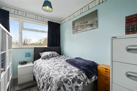 28 Ridgewell Close, Dagenham, RM10 9AJ