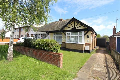 2 bedroom bungalow for sale, Ashingdon Road, Rochford, Essex, SS4
