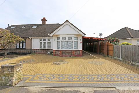 2 bedroom bungalow to rent, Portland Gardens, Chadwell Heath, RM6