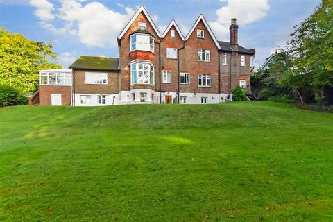 2 bedroom apartment for sale, Alma Road, Reigate, Surrey