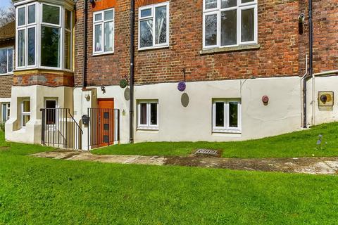 2 bedroom apartment for sale, Alma Road, Reigate, Surrey