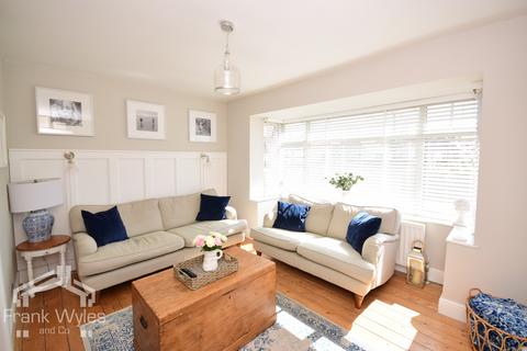 3 bedroom detached house for sale, St Thomas Road, Lytham St Annes, FY8 1JP