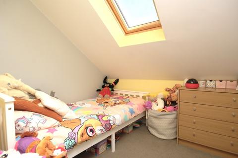 2 bedroom flat for sale, Consort Close, Parkstone, Poole, BH12