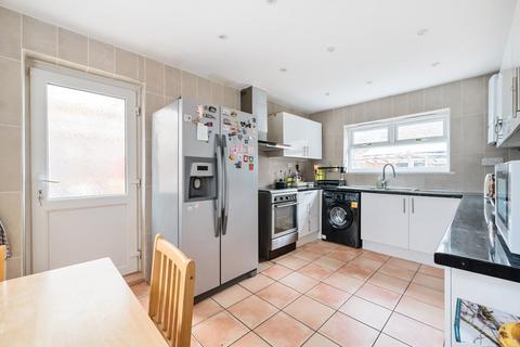 3 bedroom semi-detached house for sale, Wendover Road, London