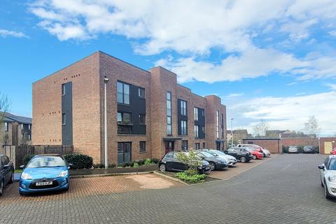 2 bedroom ground floor flat for sale, 1/2 Skylark Place, Portobello, EH15 1AA