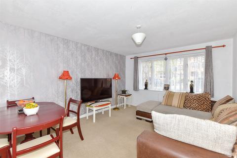 1 bedroom ground floor flat for sale, Dover Road, Folkestone, Kent
