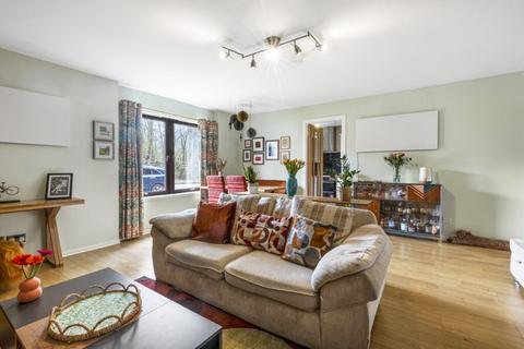 2 bedroom apartment for sale, Forth Court, Riverside, Stirling, FK8