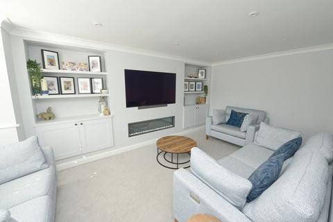 42 Ramsdell Road, Fleet, GU51 1DE