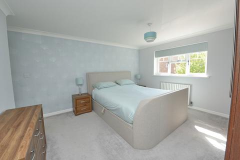 42 Ramsdell Road, Fleet, GU51 1DE