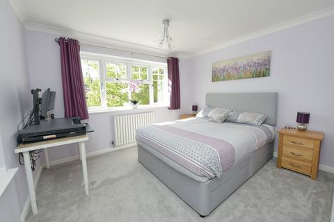 42 Ramsdell Road, Fleet, GU51 1DE