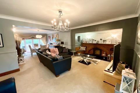 30 Adamthwaite Drive, Blythe Bridge, Stoke-on-trent, ST11 9HL