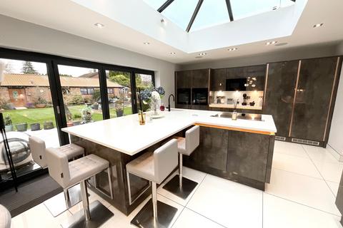 30 Adamthwaite Drive, Blythe Bridge, Stoke-on-trent, ST11 9HL