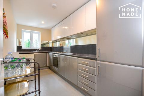 2 bedroom flat to rent, Celandine Grove, Enfield, N14