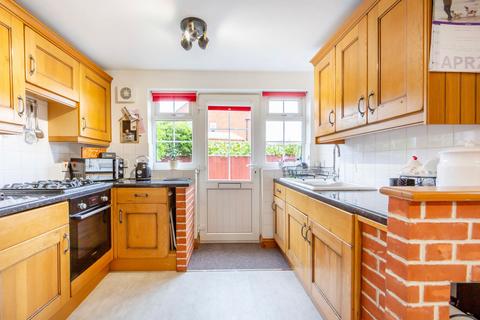 2 bedroom cottage for sale, New Road, Acle