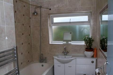 2 Bradenham Road, Hayes, UB4 8LP