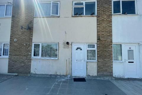 3 bedroom duplex for sale, Salisbury Road, Hounslow TW4