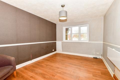 2 bedroom ground floor flat for sale, Dakin Close, Maidenbower, Crawley, West Sussex