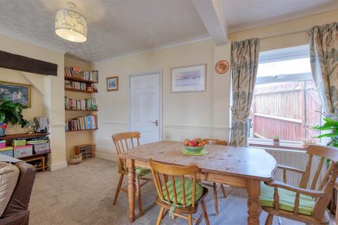 3 bedroom semi-detached house for sale, The Meadway, Headless Cross, Redditch B97 5AF
